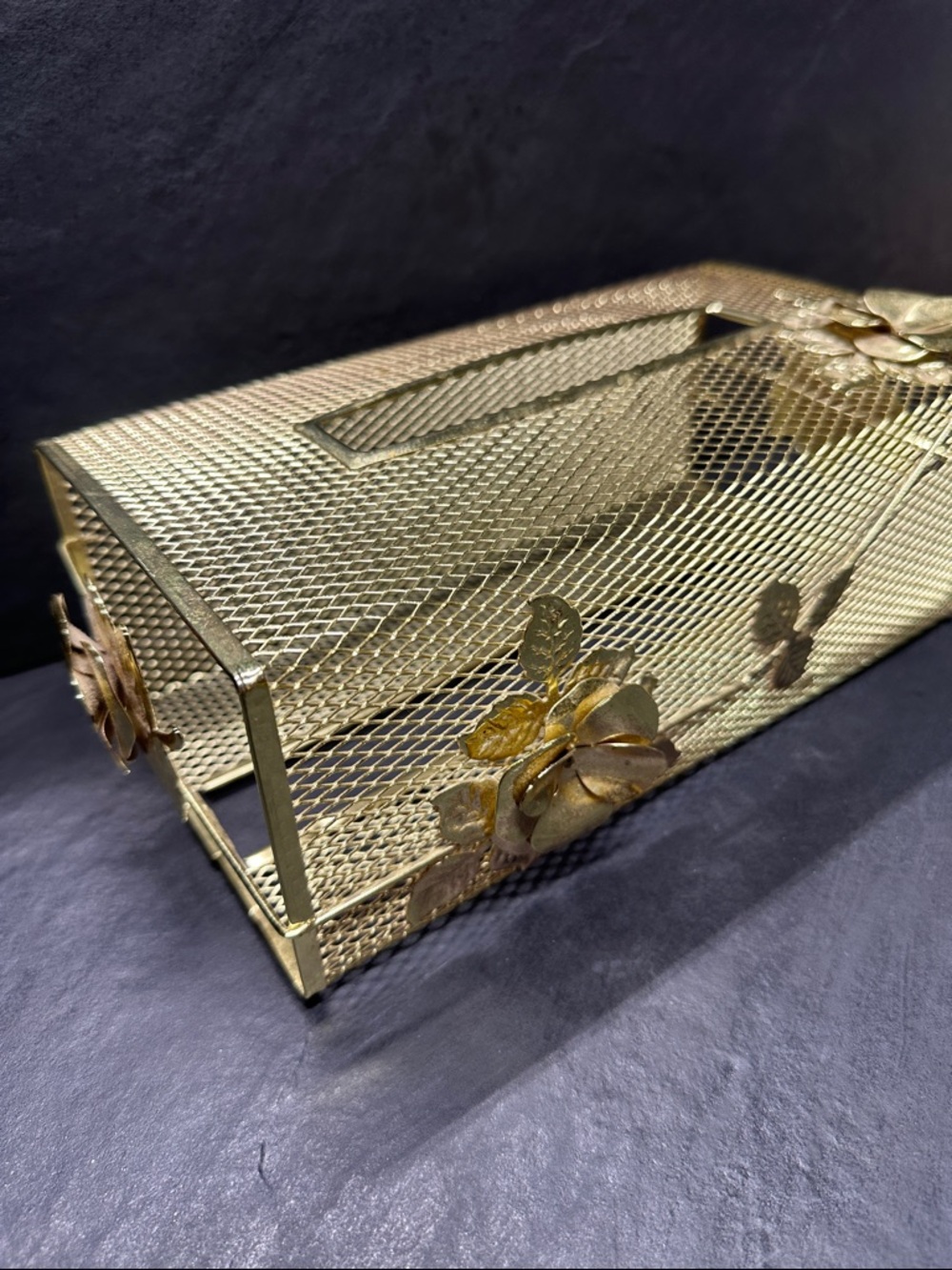 Gold Floral Mesh Decorative Tray
